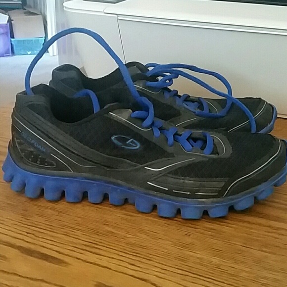 Champion C9  Shoes,  size 9.5 - Picture 2 of 4